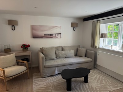  Wohn- und Esszimmer 